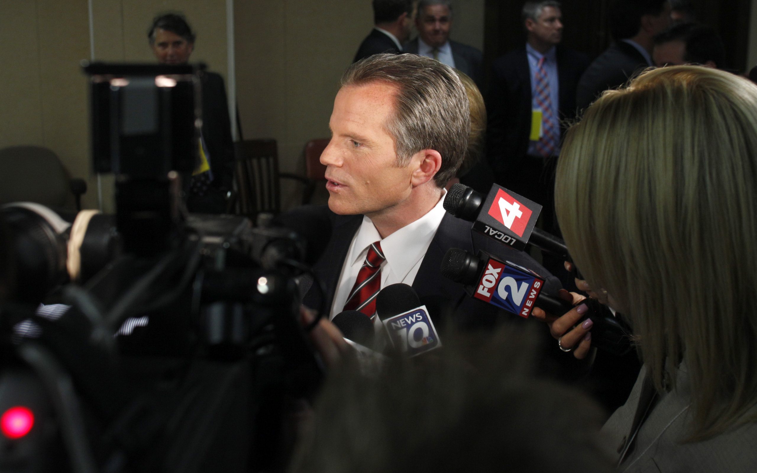 GOP ex-Michigan Attorney General Mike Cox joins governors race to ...