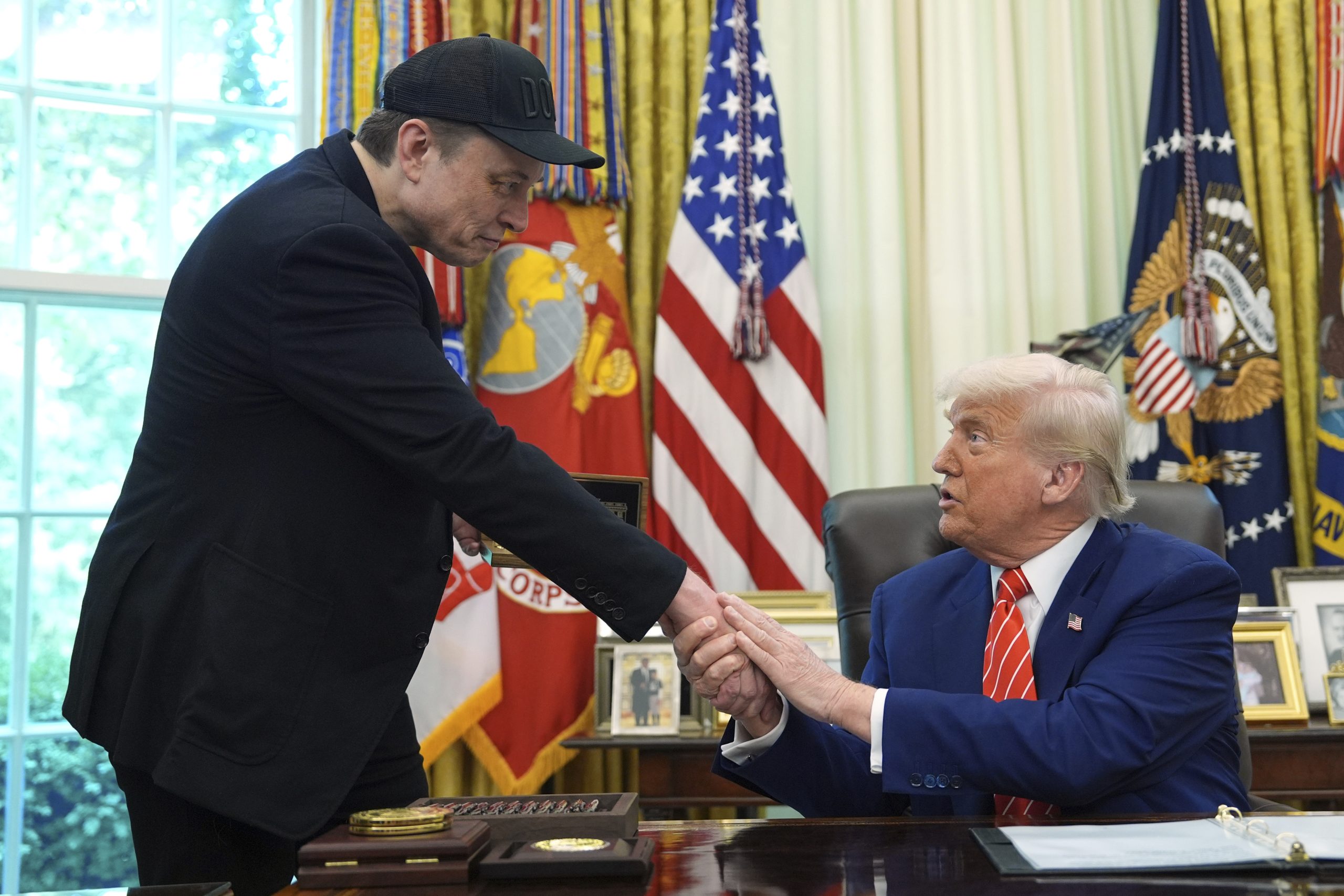 Republicans urge Donald Trump and Elon Musk to end their feud - SRN News