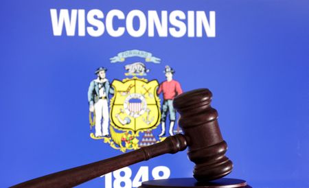 Wisconsin top court to examine if local jails can comply with ICE detainer requests