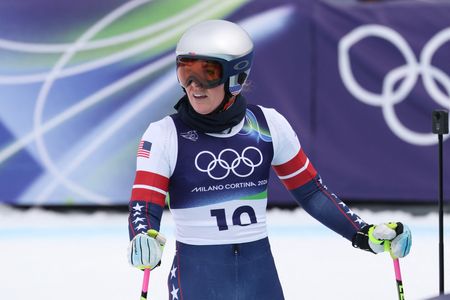Olympics-Alpine skiing-Vonn boosts medal hopes with strong training run