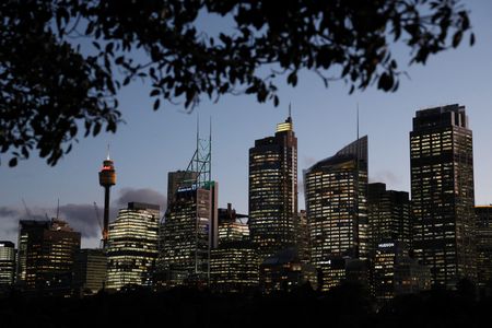 Australia economy picks up speed in Q4 but headwinds intensifying