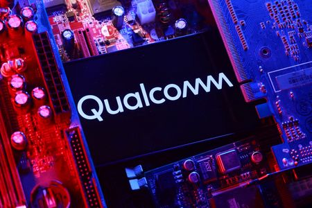 Qualcomm quarterly forecast underwhelms, but CEO says worst of memory crunch over