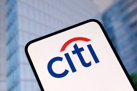 Citi expands Asia FX options desk with three senior trader hires in Singapore
