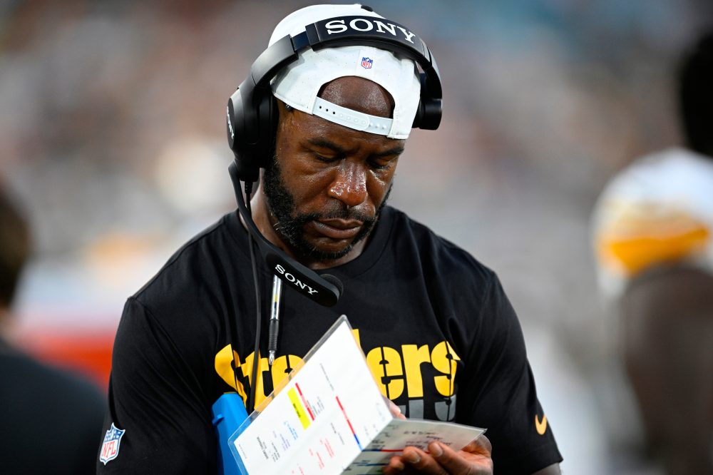 Vikings suspend new DB coach Gerald Alexander for 3 weeks following a drunken driving charge