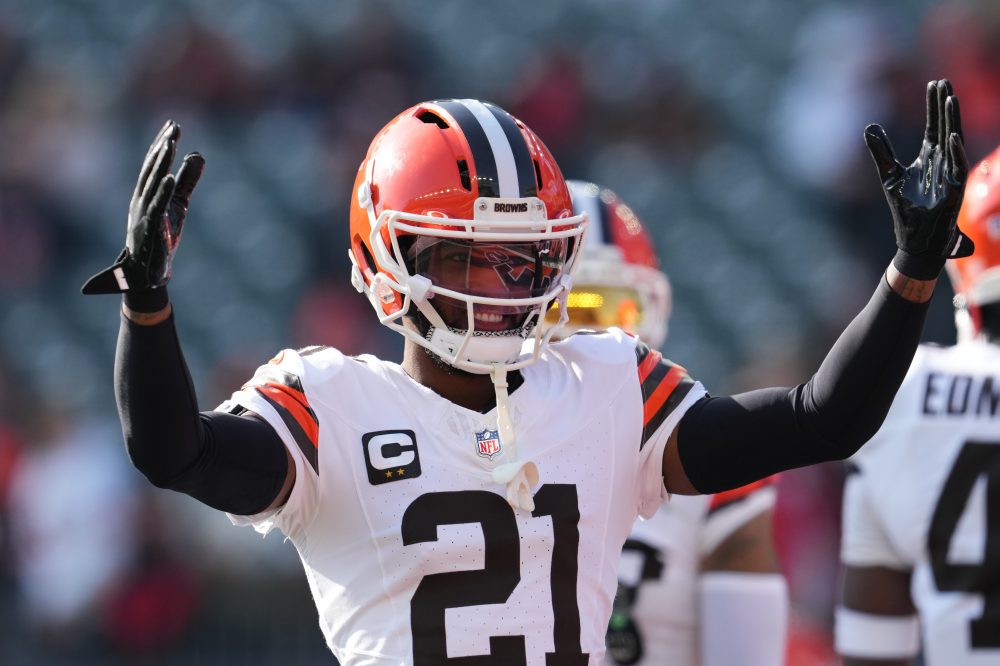 Browns’ Ward becomes NFL’s highest-paid DB with 2-year, $62.2 million extension, AP source says