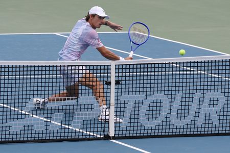 ATP roundup: Alex de Minaur gets through tight Washington opener
