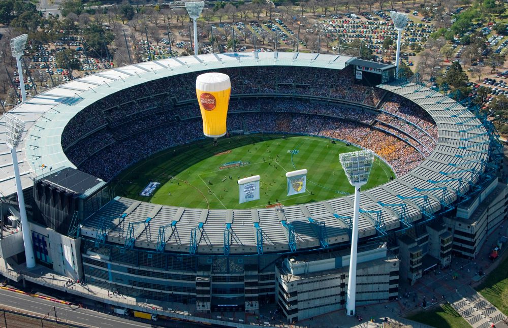 From test cricket marathons to the NFL: Melbourne’s MCG readies for Rams-49ers (2)