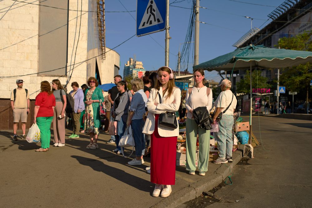 Photos show Kyiv pausing for Ukraine’s daily minute of silence