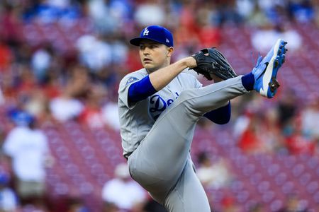 MLB roundup: Dodgers, Yankees sew up postseason berths