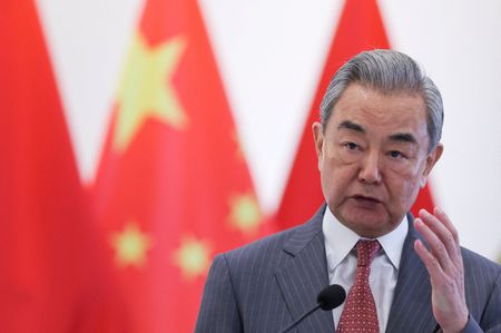 China’s top diplomat urges Iran, US to show restraint, revive talks